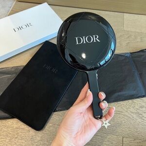 DIOR MIRROR WITH HANDLE